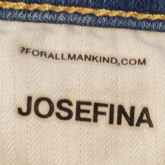 7 For All Mankind. JOSEFINA. 31. Tapered Leg.Button Fly - Picture 11 of 11